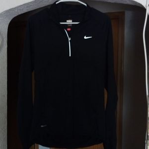 Mens nike jogging long sleeve pull over